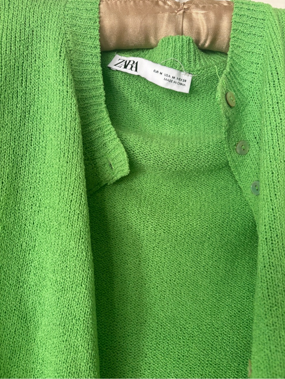 Green Women's Button-Up Sweater Cardigan - Picture 2 of 3